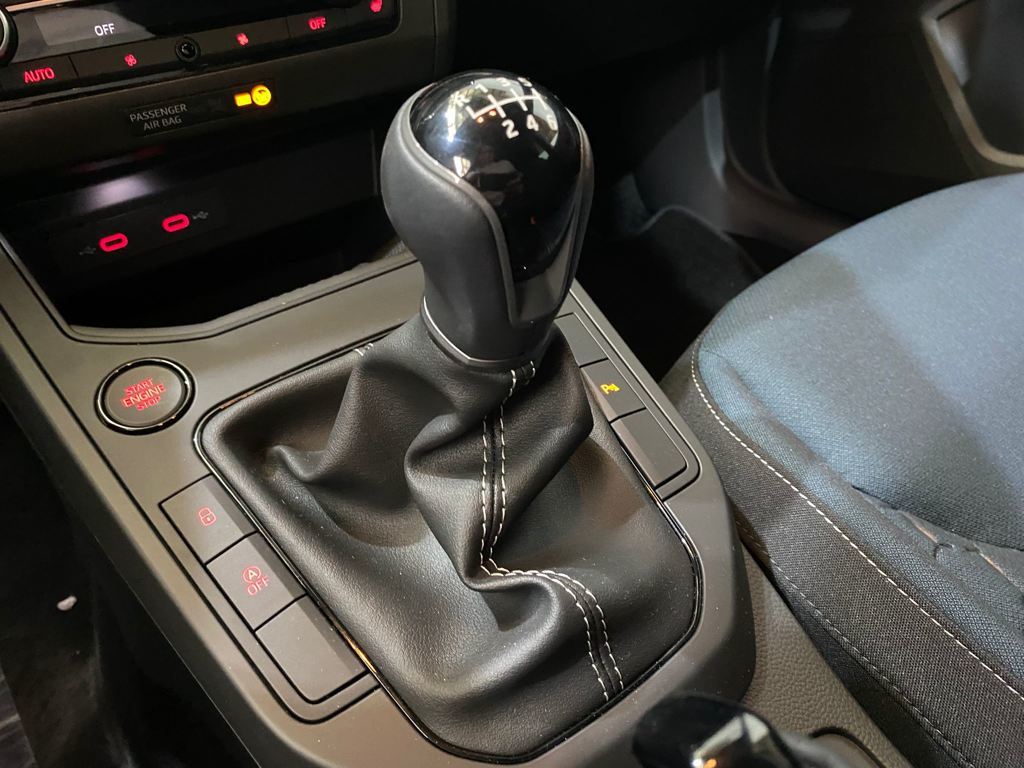 SEAT Ibiza — foto 12