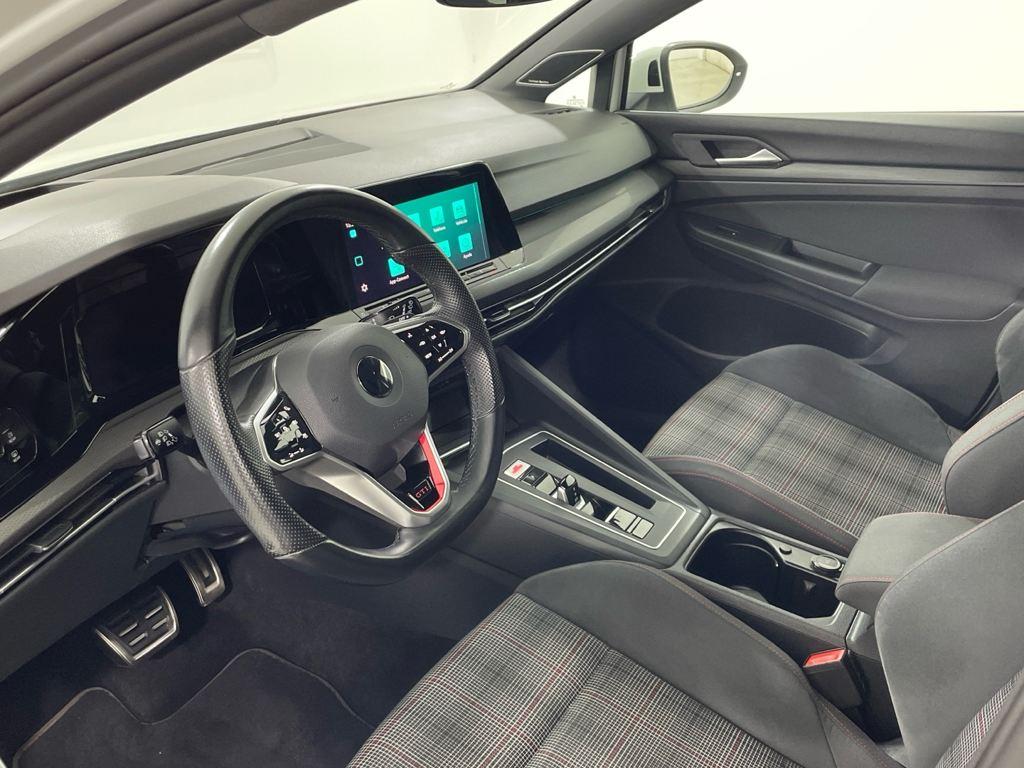 Volkswagen Golf 2.0 TSI en Barcelona