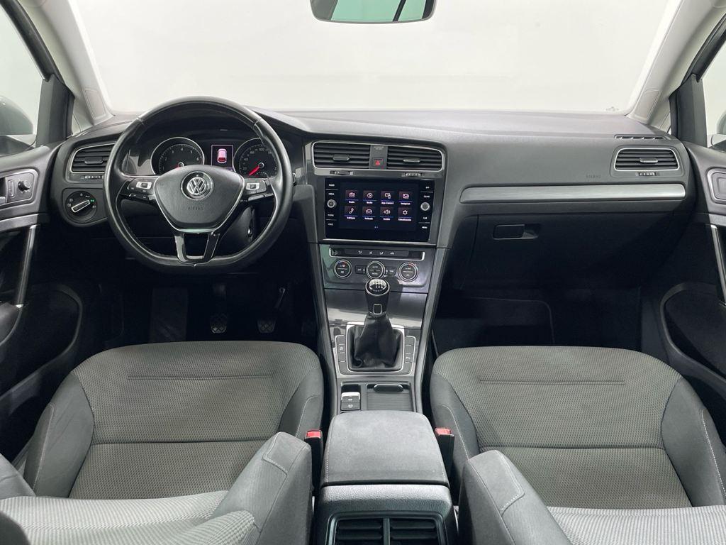 Volkswagen Golf 1.5 TSI en Barcelona
