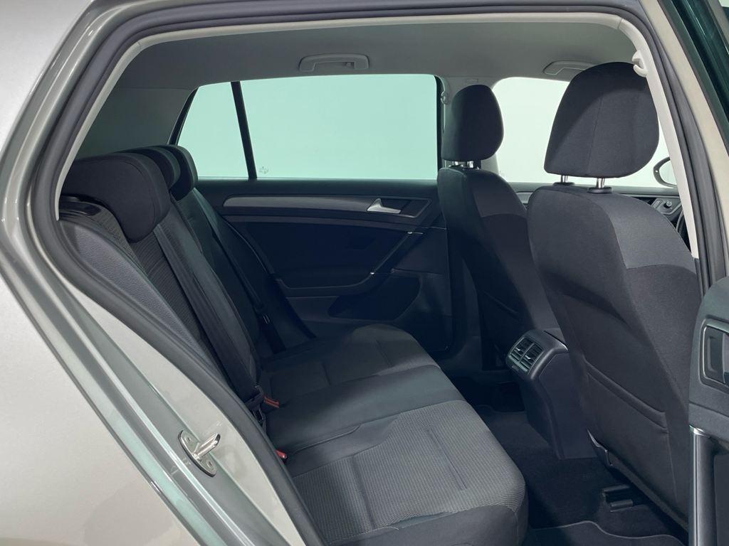 Volkswagen Golf 1.5 TSI en Barcelona
