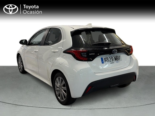 Toyota Yaris 120H Active Tech 85 kW (116 CV)
