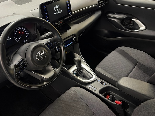 Toyota Yaris 120H Active Tech 85 kW (116 CV)