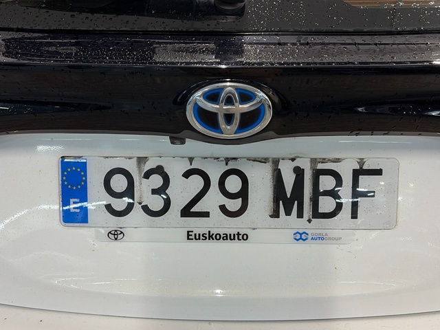 Toyota Yaris 120H Active Tech 85 kW (116 CV)
