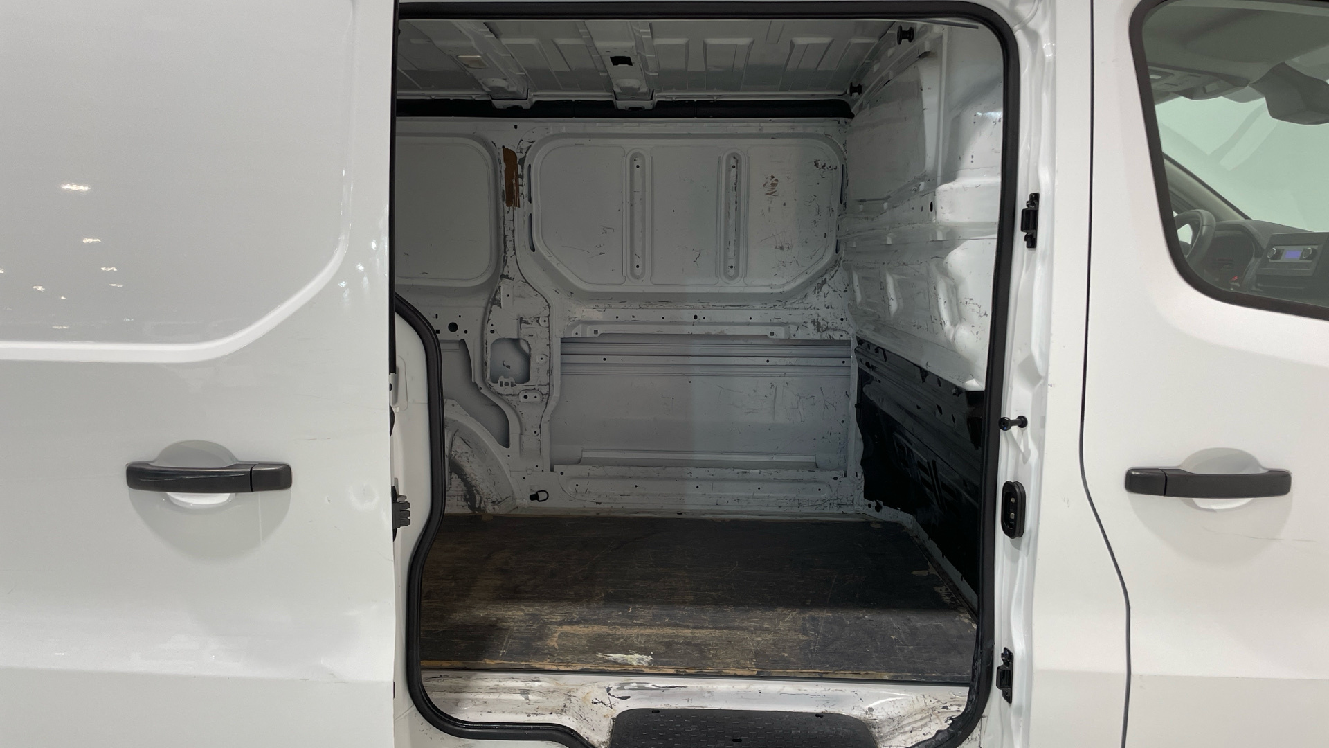 Renault Trafic Furgon dCi 130 en Barcelona