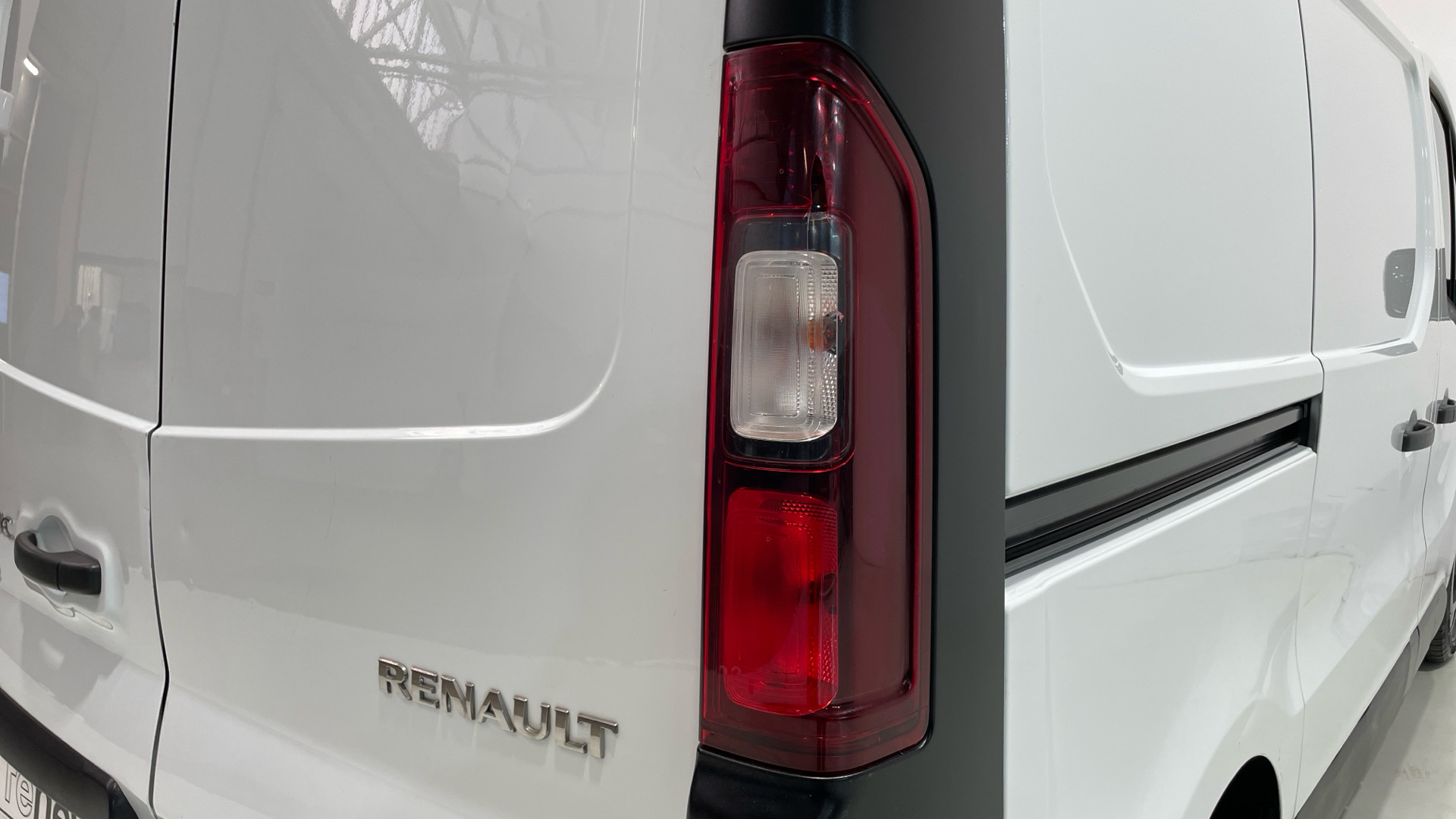 Renault Trafic Furgon dCi 130 en Barcelona