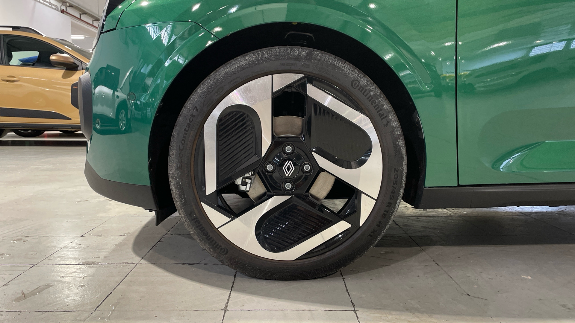 Renault Twingo E-Tech autonomía urbana en Barcelona