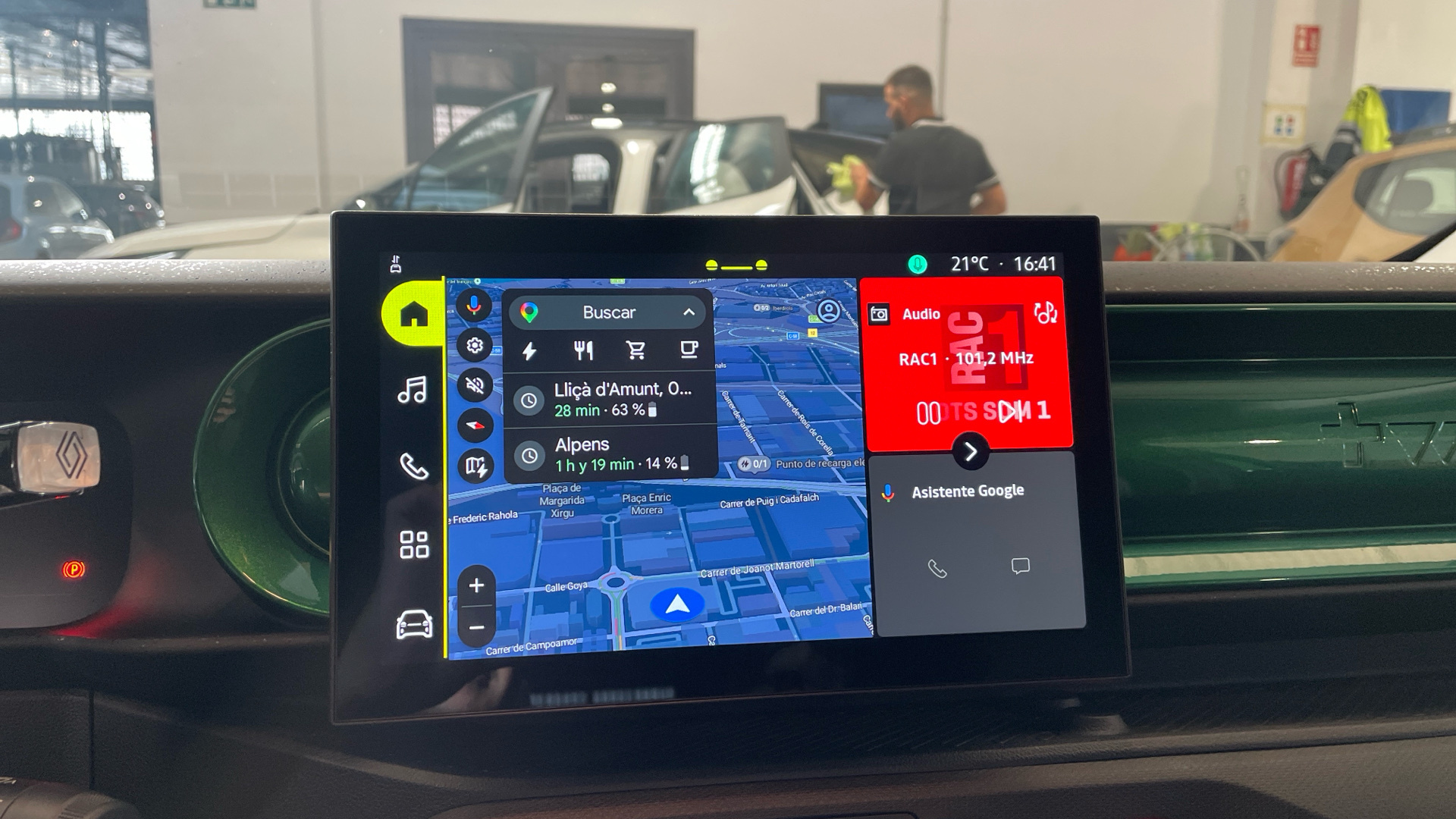 Renault Twingo E-Tech autonomía urbana en Barcelona