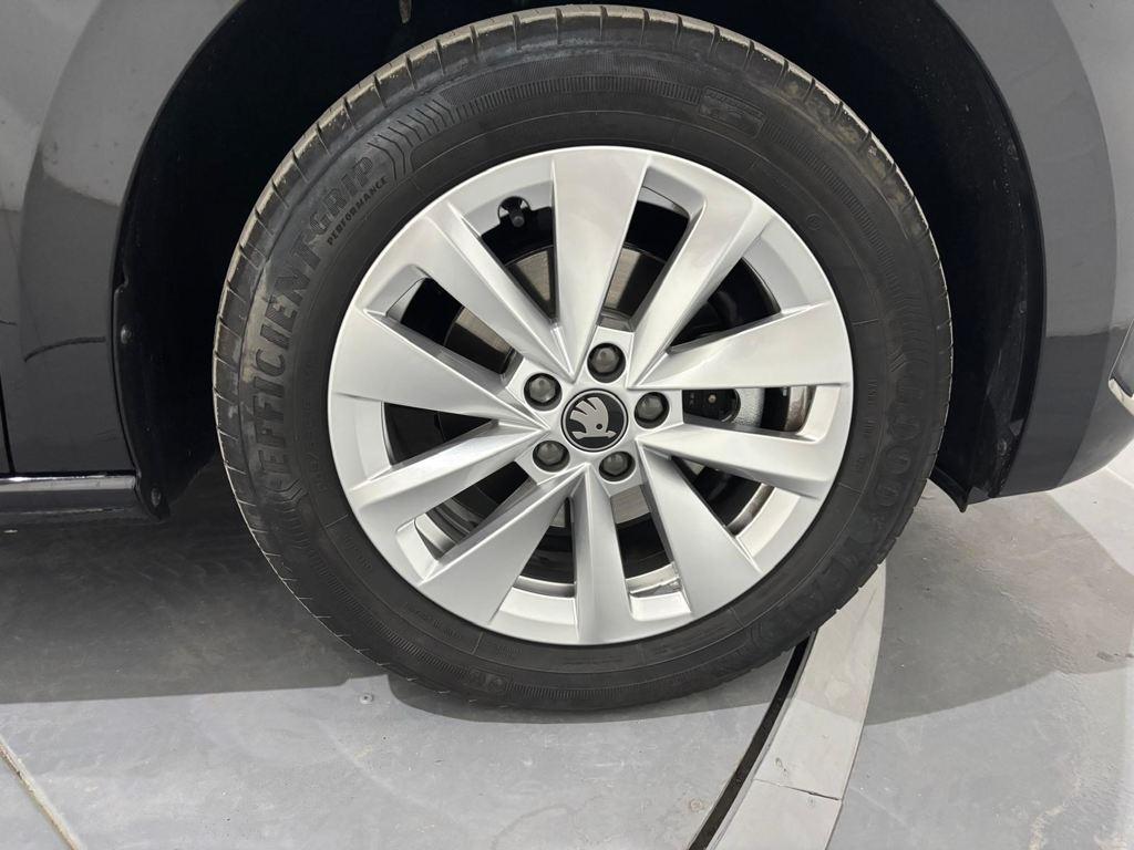 Škoda Scala — foto 8