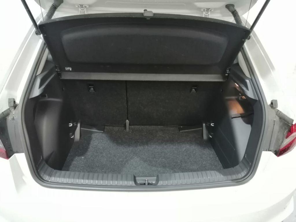 Škoda Fabia — foto 7