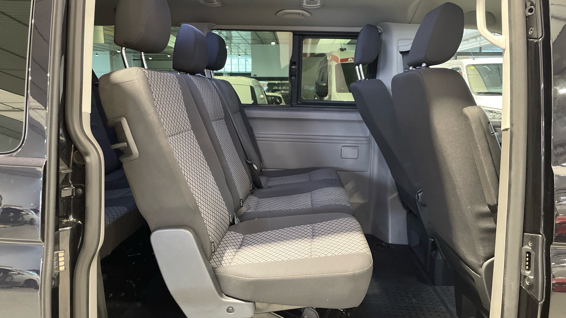 Volkswagen Caravelle 2.0 TDI en Barcelona