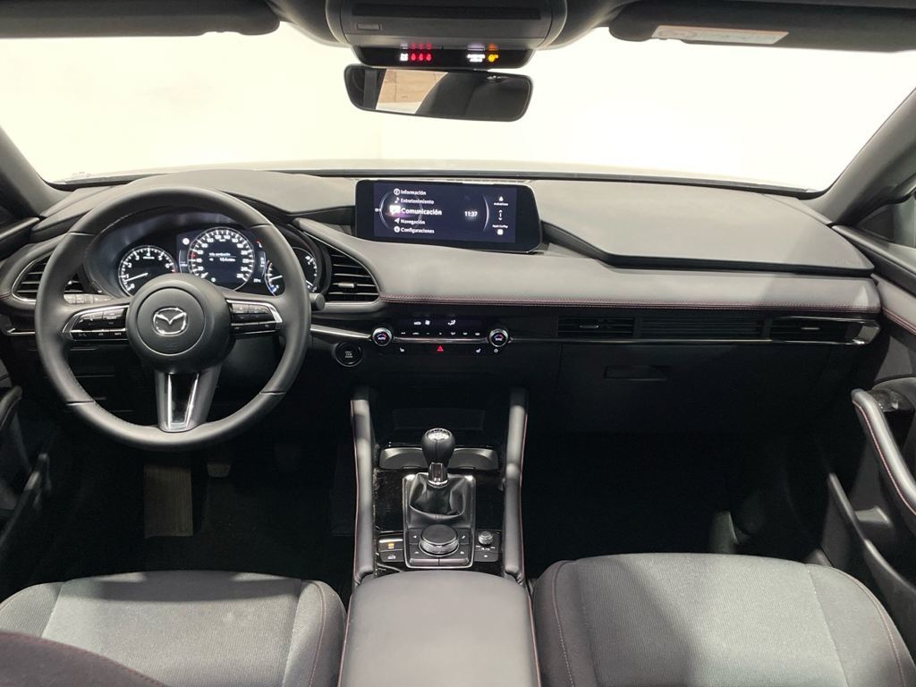 Mazda Mazda 3 2.5L E-SKY G MHEV en Barcelona