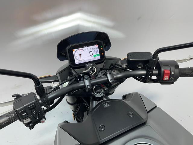 Foto 7 Honda CB750 Hornet 