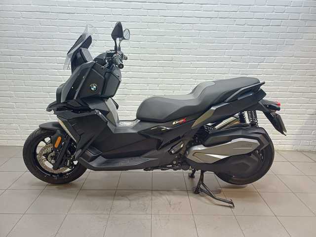 Foto 1 BMW Motorrad C 400 X 